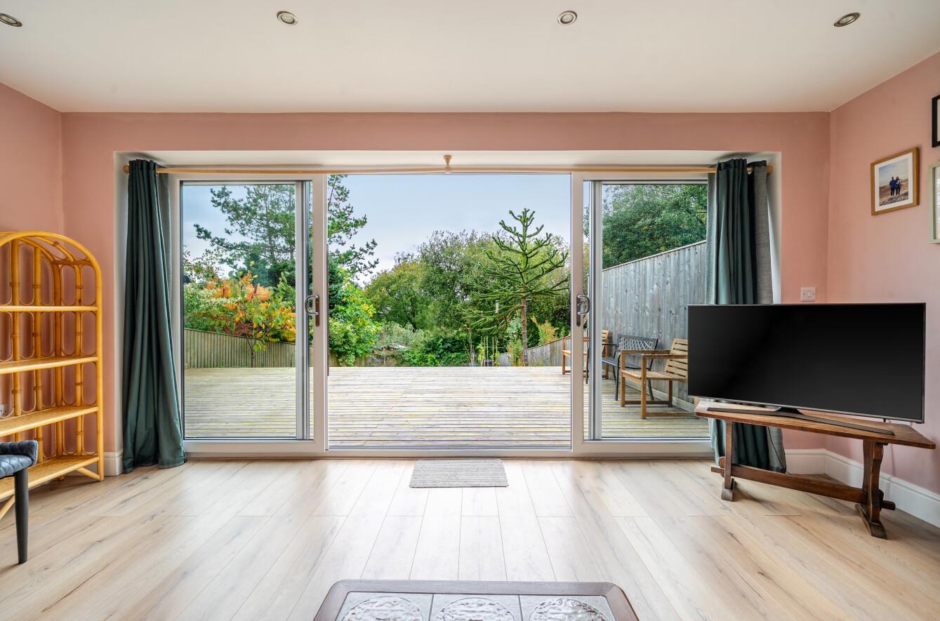 Gower Road, Killay, Swansea, SA2 7DY